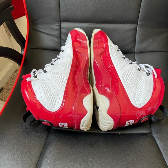 Jordan9 - Picture 4 of 8